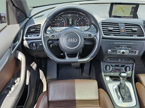 Used 2018 Audi Q3 2.0T Premium Plus w/ Premium Plus Package AWD/4WD image 11