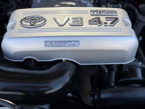 Used 2004 Toyota 4Runner Limited AWD/4WD image 9