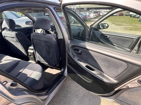 Used 2001 Nissan Maxima SE w/ (W08) Meridian Edition Pkg FWD image 23