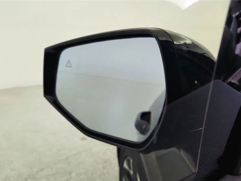 Used 2023 Kia Sportage SX image 25