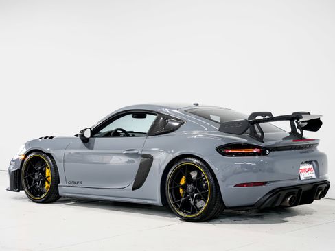 Used 2023 Porsche 718 Cayman GT4 RS RWD image 8