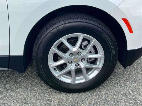 Used 2022 Chevrolet Equinox LT image 10