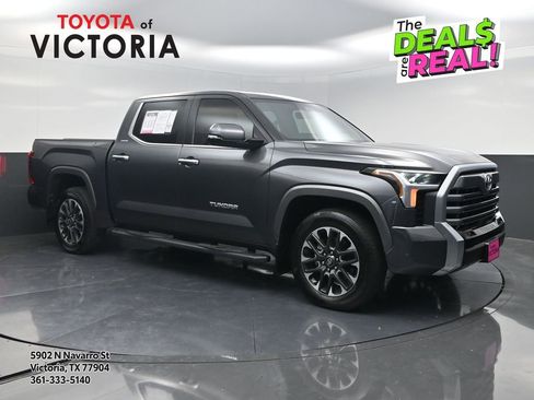 Used 2025 Toyota Tundra Limited image 1