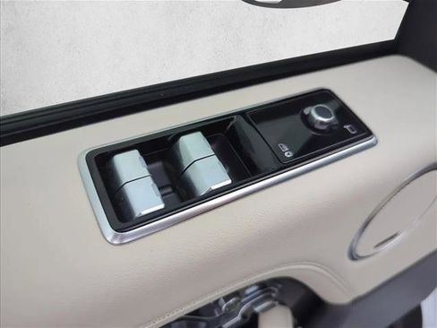 Used 2021 Land Rover Range Rover P525 Westminster Edition image 9