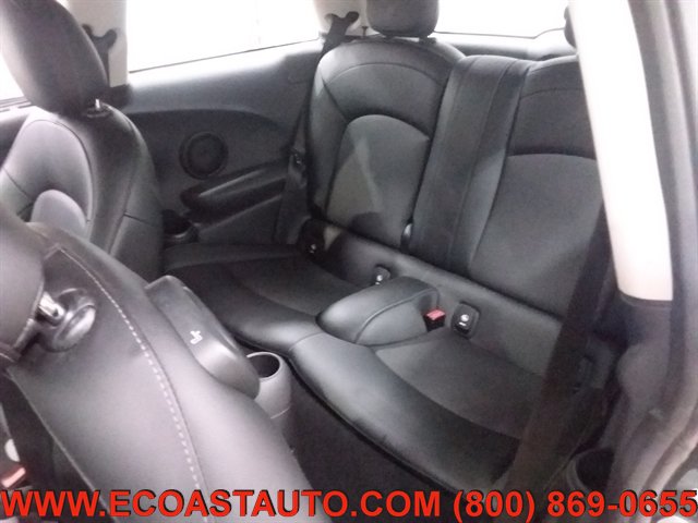 Used 2017 MINI Cooper 2-Door Hardtop FWD image 12