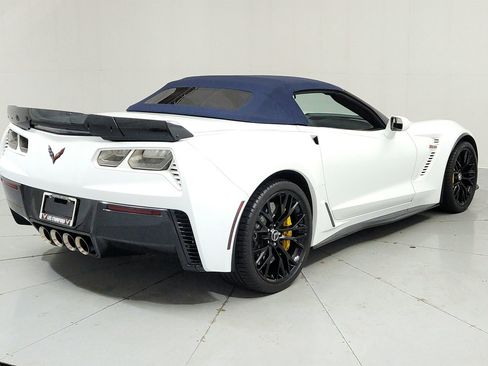 Certified 2015 Chevrolet Corvette Z06 w/ 3LZ Preferred Equipment Group RWD image 5