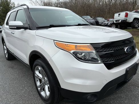 Used 2013 Ford Explorer Limited image 3