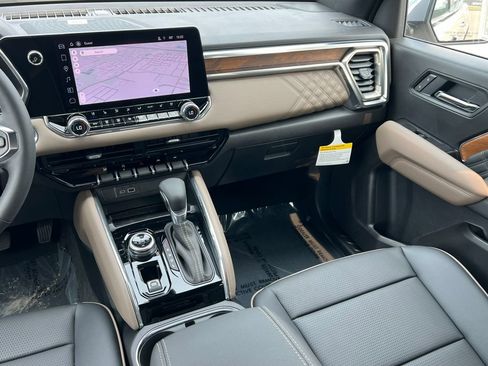New 2026 GMC Canyon Denali AWD/4WD image 42