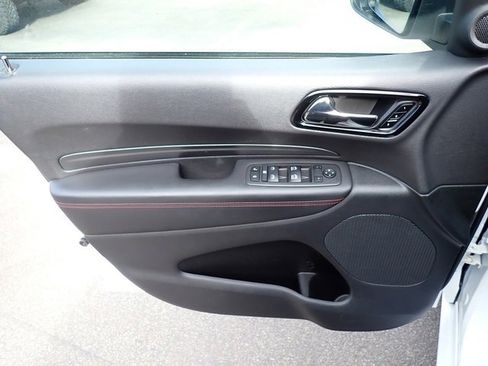 Used 2024 Dodge Durango GT image 18