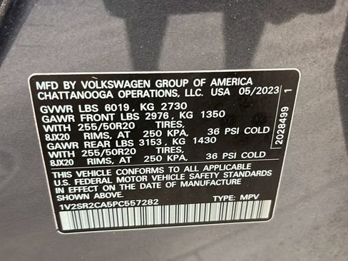 Used 2023 Volkswagen Atlas SEL R-Line AWD/4WD image 28