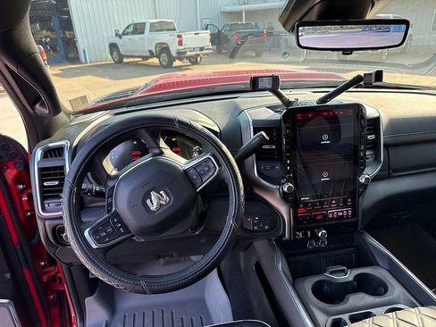 Used 2026 RAM 3500 Laramie AWD/4WD image 13