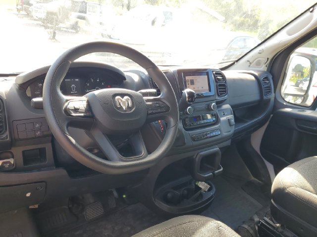 Used 2023 RAM ProMaster 2500 FWD image 11