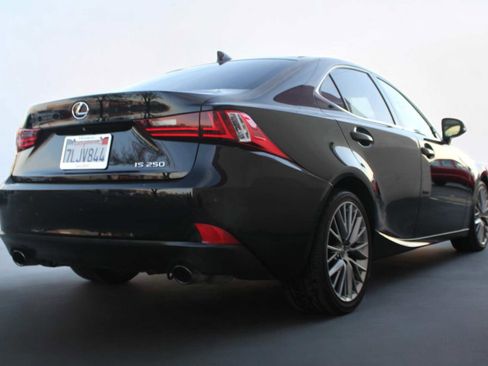 Used 2015 Lexus IS 250 image 16