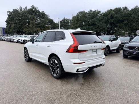 New 2026 Volvo XC60 B5 Plus w/ Protection Package Premier image 4
