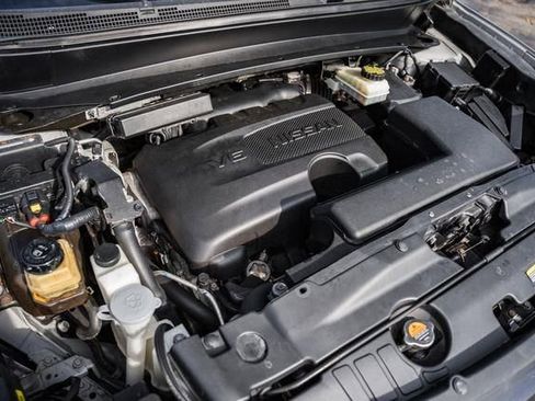 Used 2017 Nissan Pathfinder S image 15