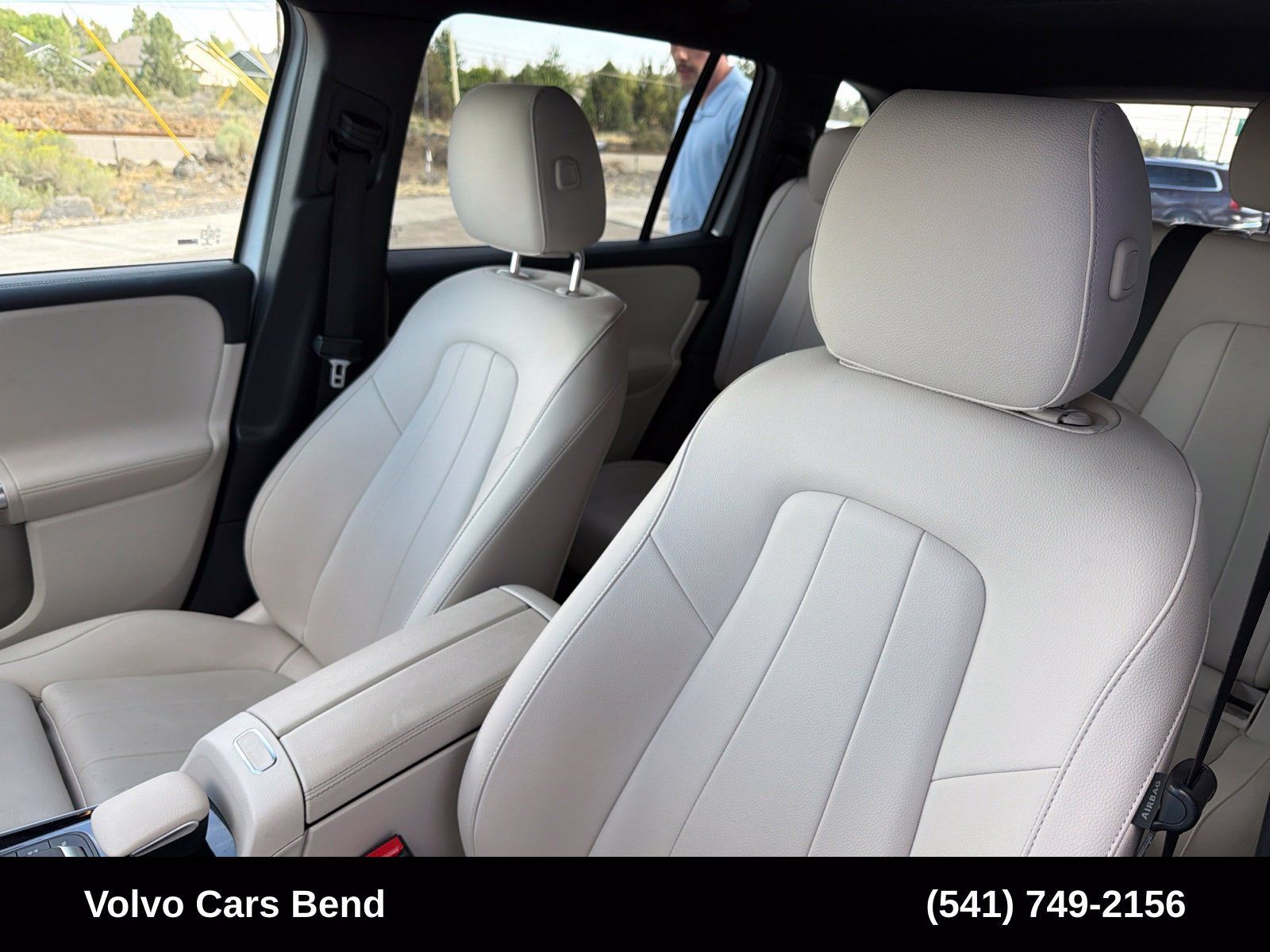 Used 2023 Mercedes-Benz EQB 300 4MATIC image 19