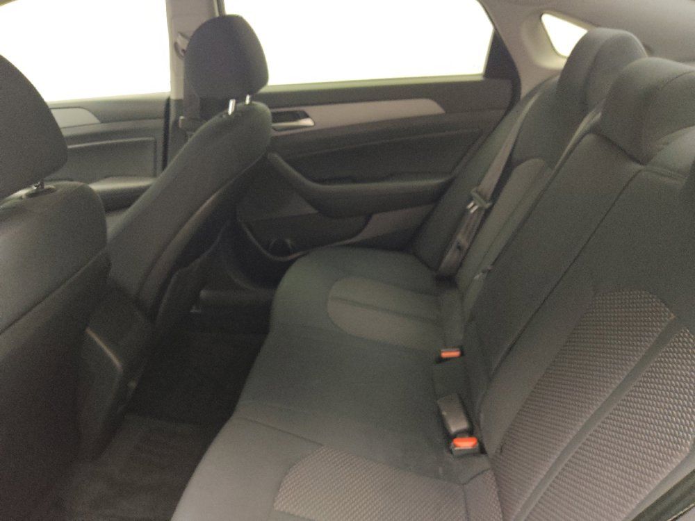 Used 2018 Hyundai Sonata SEL FWD image 18