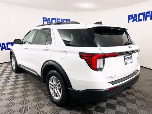 Used 2025 Ford Explorer Active image 7