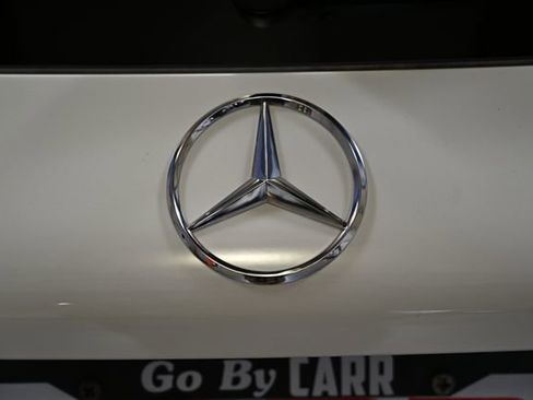 Used 2018 Mercedes-Benz GLC 300 4MATIC image 10