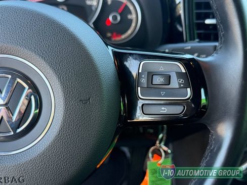 Used 2019 Volkswagen Beetle 2.0T S FWD image 35