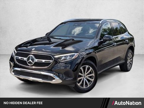 Certified 2026 Mercedes-Benz GLC 300 image 1