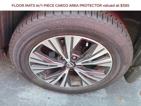 Certified 2021 Nissan Rogue SV w/ Premium Package image 7