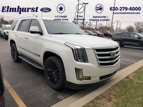 Used 2016 Cadillac Escalade Premium image 1