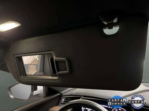 Used 2022 Audi e-tron Premium Plus w/ Premium Plus Package image 62