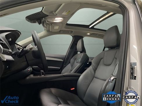 Used 2024 Volvo XC90 B5 Core image 20