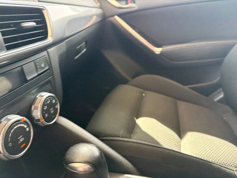 Used 2016 MAZDA CX-5 Touring w/ Bose/Moonroof Package FWD image 10
