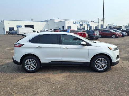 Certified 2024 Ford Edge SEL AWD/4WD image 7