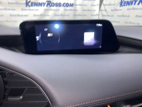 Used 2023 MAZDA MAZDA3 s image 25