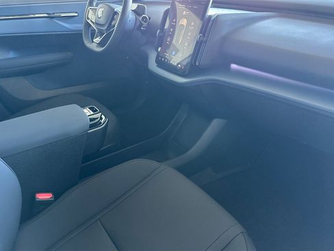 New 2026 Volvo EX30 Plus image 15