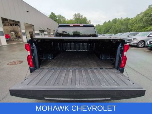 Used 2022 Chevrolet Silverado 1500 RST w/ Z71 Off-Road Package AWD/4WD image 26