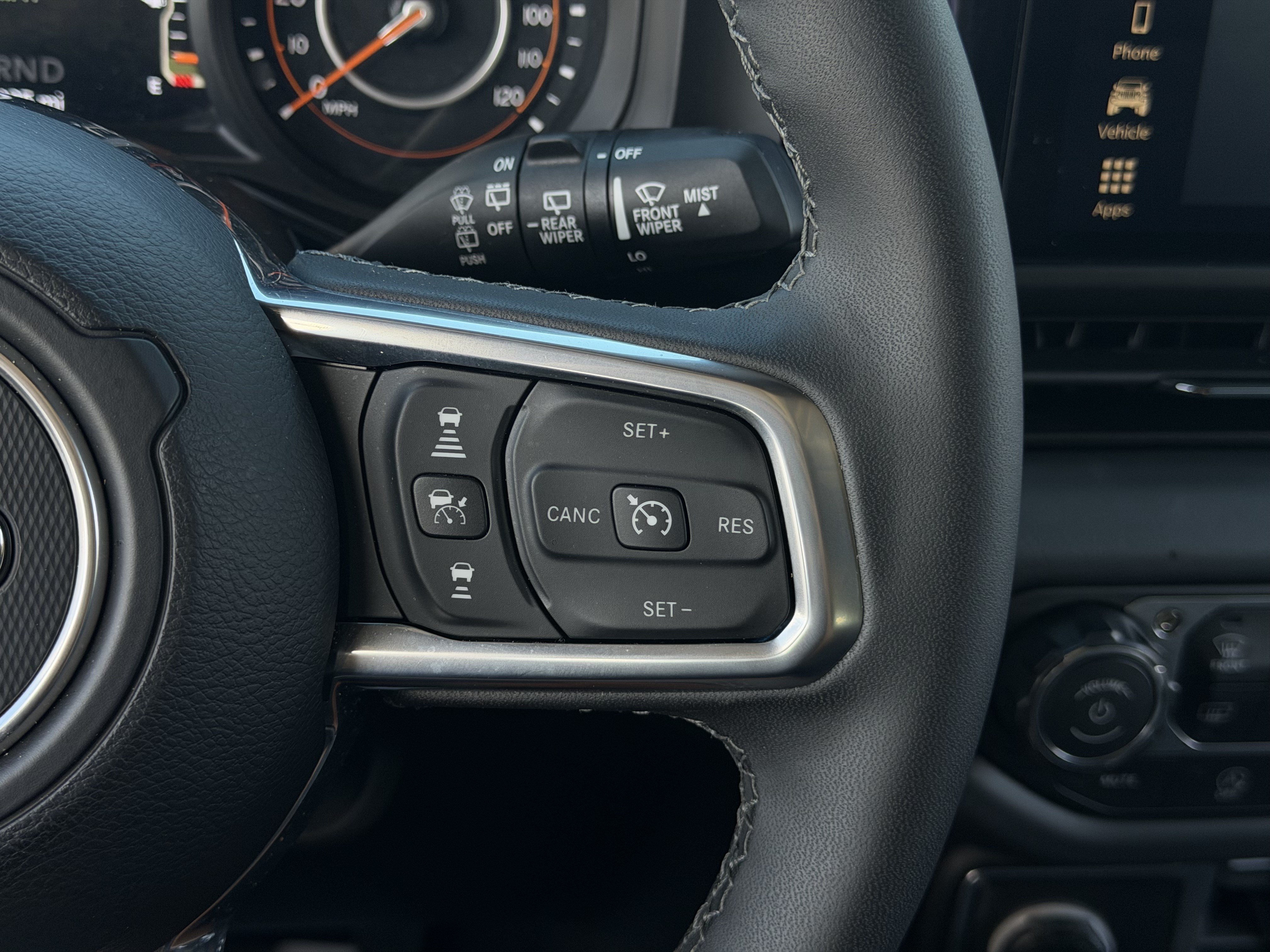 Used 2026 Jeep Wrangler Unlimited Sahara AWD/4WD image 19