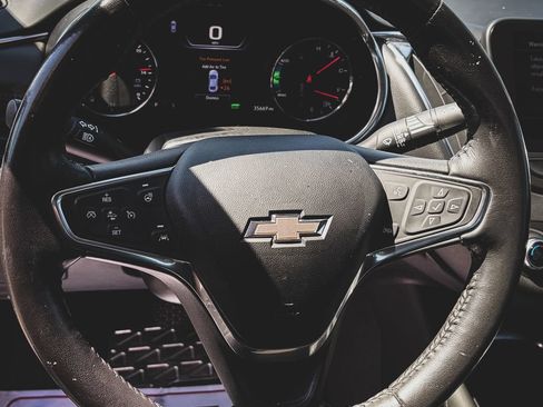Used 2019 Chevrolet Malibu Hybrid w/ Leather Package FWD image 7