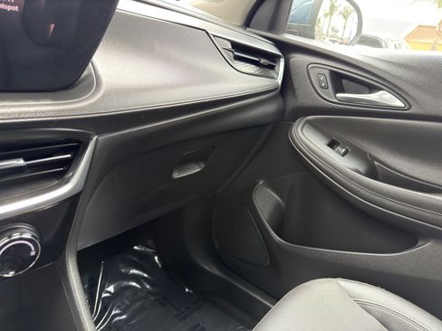 Used 2024 Buick Encore GX Sport Touring FWD image 34