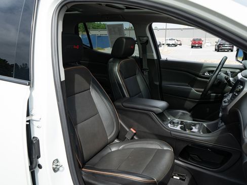 Used 2022 GMC Acadia AT4 w/ Preferred Package AWD/4WD image 24