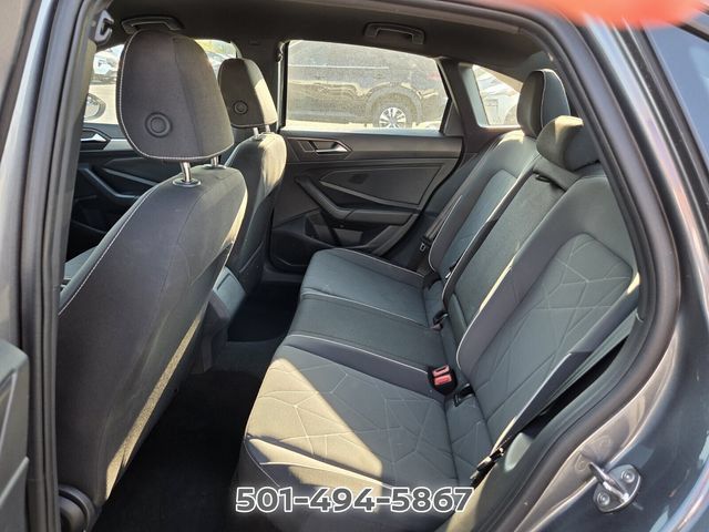Used 2025 Volkswagen Jetta Sport FWD image 10