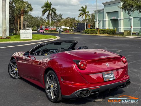 Used 2016 Ferrari California T image 46
