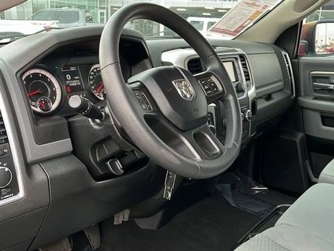 Used 2019 RAM 1500 Classic SLT image 16