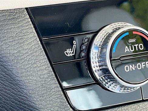 New 2025 Mitsubishi Outlander SEL image 16