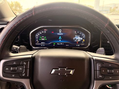 Used 2025 Chevrolet Silverado 1500 LT Trail Boss w/ Convenience Package II AWD/4WD image 26