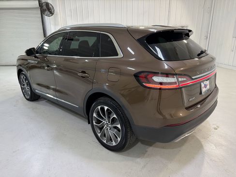 Used 2022 Lincoln Nautilus Reserve w/ Equipment Group 201A image 26