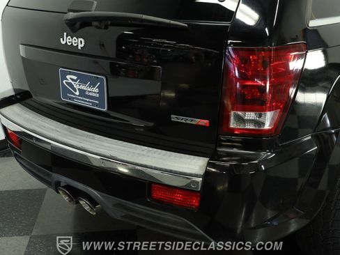 Used 2006 Jeep Grand Cherokee SRT8 w/ SRT Option Group I image 24