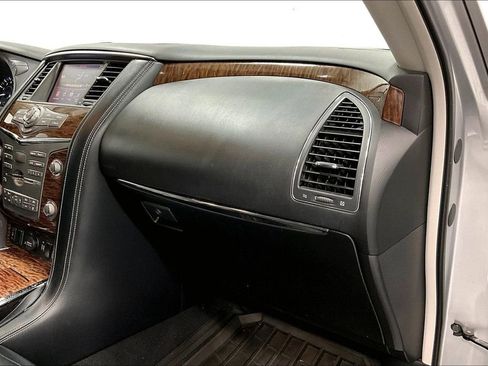 Used 2018 Nissan Armada SL w/ Premium Package image 19