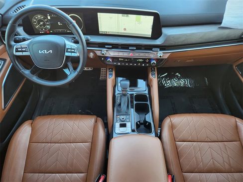 Certified 2024 Kia Telluride SX Prestige X-Line image 27
