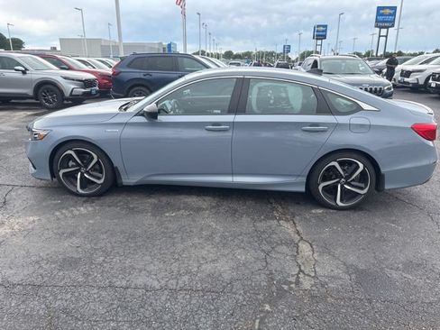 Used 2022 Honda Accord Sport image 4