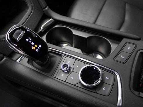 Certified 2024 Cadillac XT5 Premium Luxury image 34