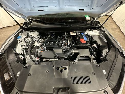 Used 2025 Honda CR-V EX image 31